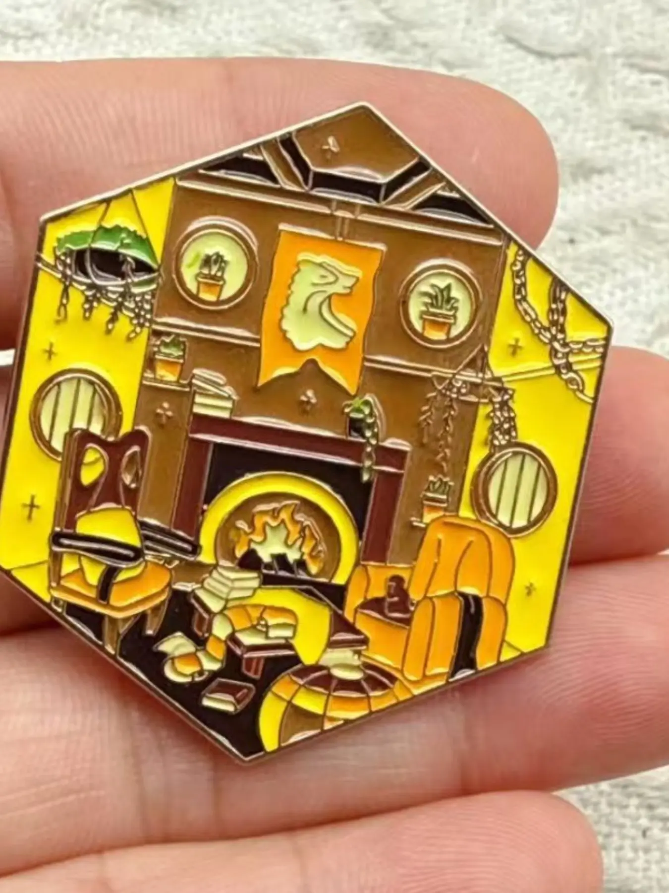 Harry Potter Inspired Cartoon Anime School Room Badge Metal Brooch Pin Clip, Creative Geometric Design Accessory with Collectible Value for Fans & Collectors