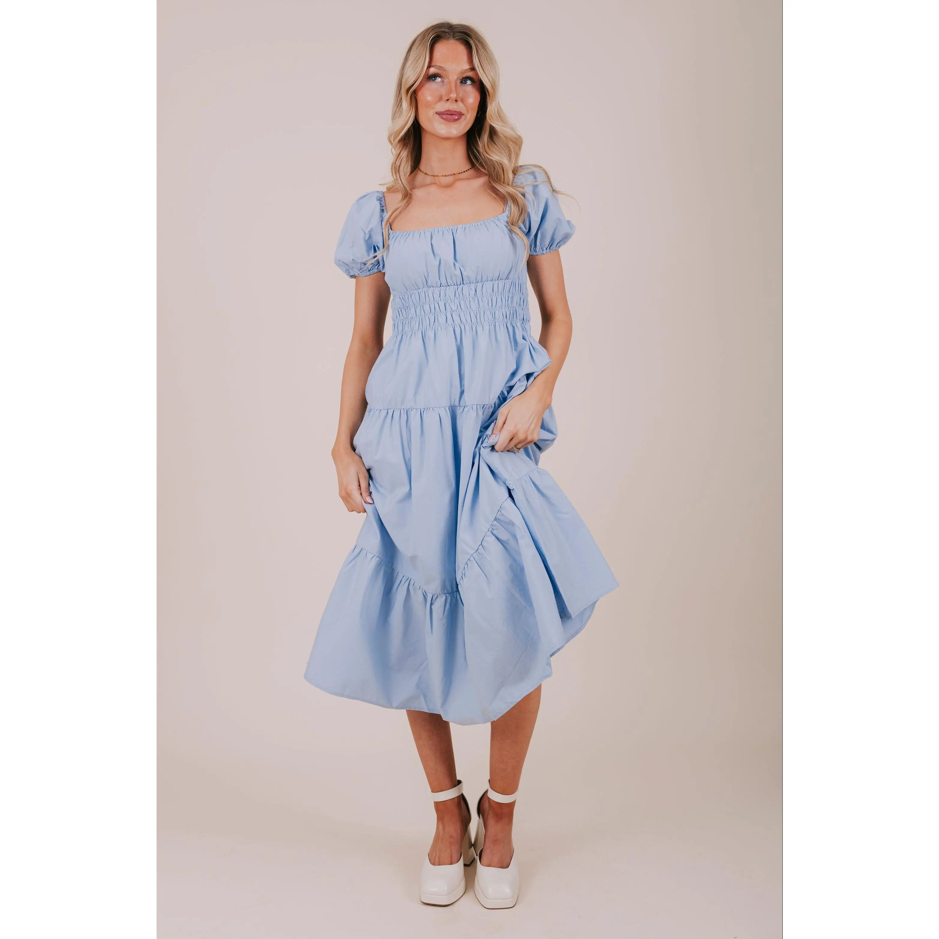 Women's Short-Sleeve Smocked Elastic Tiered Skirt Dress - Feminine, Comfortable, Curvy Inclusive Sizing, Customized Classy Casual Dress for Everyday Wear, Classy Casual Dresses