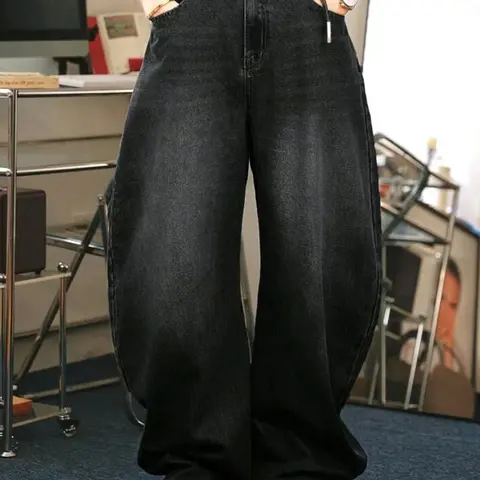 Men's Vintage Loose-Fit Wide Leg Casual Streetwear Plain Jeans with Pockets, All-Season Fashion, Comfortable Denim Pants for Everyday Wear