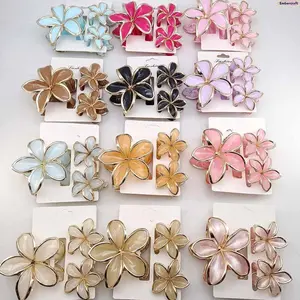 3-Piece Flower Hair Claw Clips Set for Women, Colorful Fashion Hair Accessories, Strong Hold Plastic Claw Clips for Half Up French Twist Hairstyles, Daily Wear, Party & Casual Styling