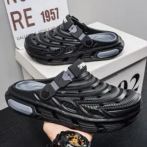 Men’s Summer New Thick-Soled Perforated Clogs — Wearable Outdoors, Beach Sandals, Durable, Non-Slip, Odor-Resistant, Soft, Lightweight
