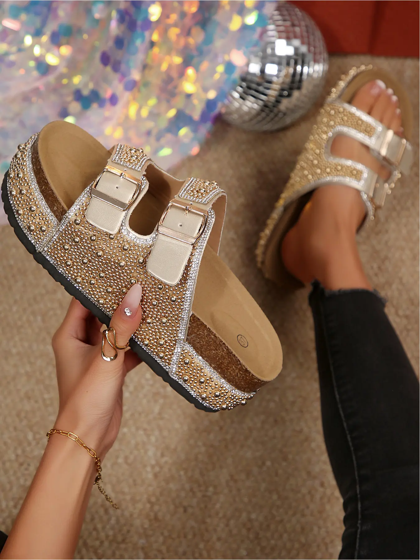 Bohemian Ethnic Style Strappy Metal Buckle Height-Increasing Holiday Beach Shoes, Casual Summer Footwear, Dopamine Colors All-Over Pearl Rubber T Sole Slides Women's New Summer Fashion Thick Sole Platform Sandals