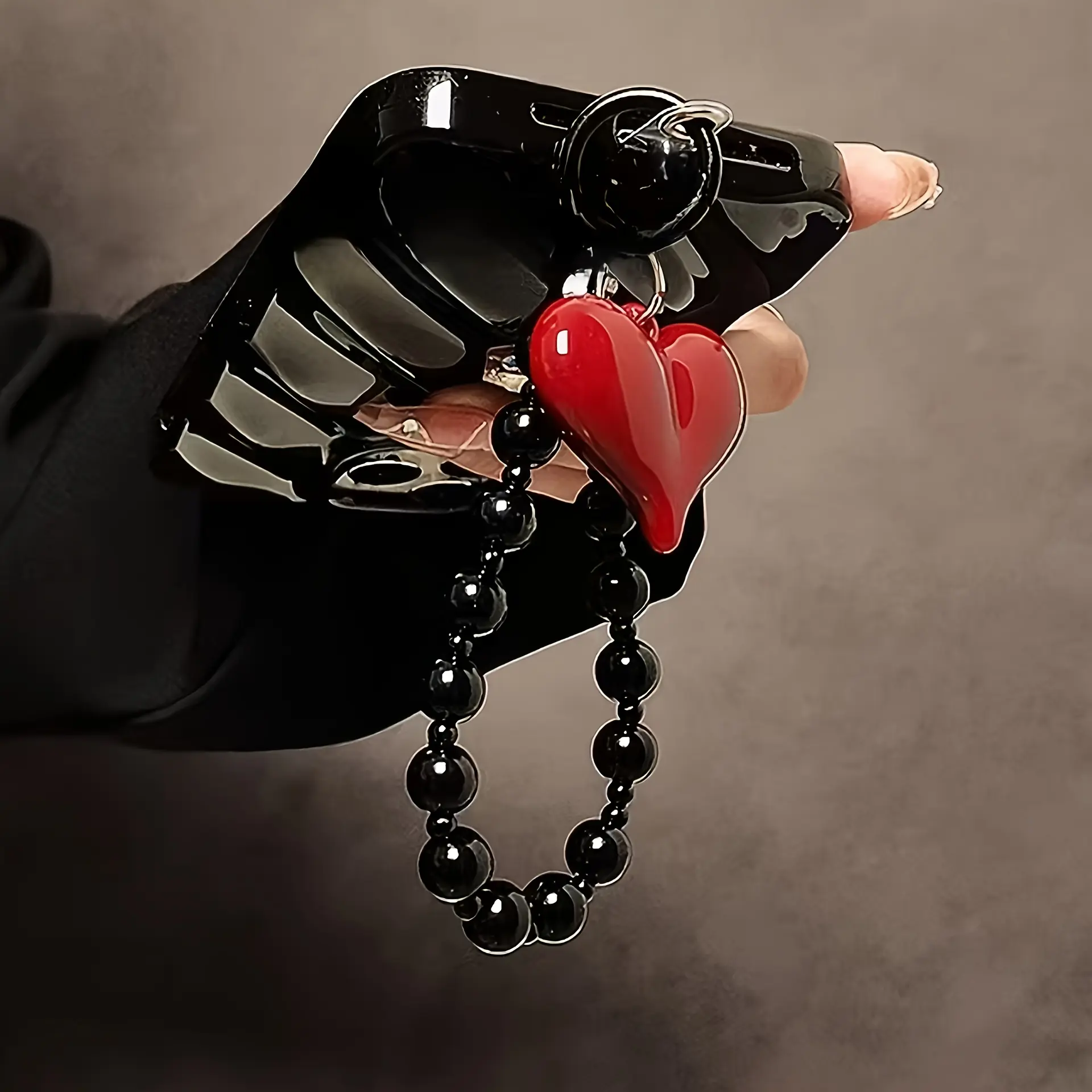 1 red heart-shaped black bead mobile phone chain, Beaded Phone Chain, Phone Accessories, handmade, can be used as a hanging accessory for mobile phones, keys, etc., and holiday gift for birthdays, Christmas, New Year to family, Phone Charm