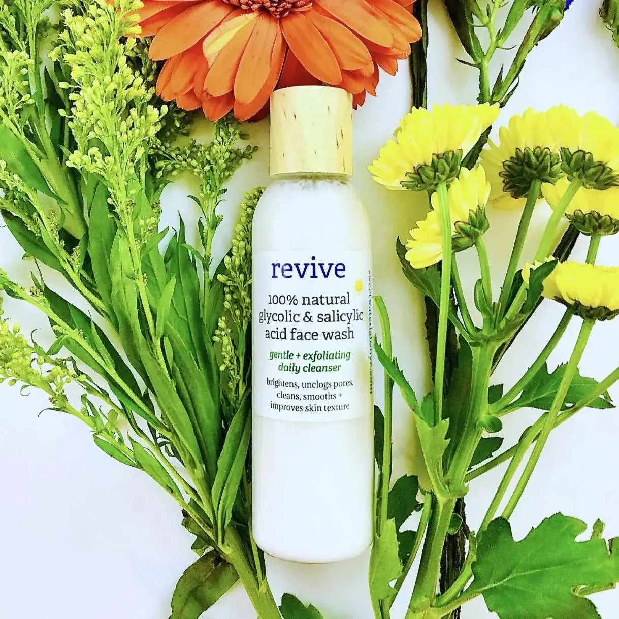 REVIVE GLYCOLIC + SALICYLIC ACID FACE CLEANSER. Exfoliates, Unclog Pores + Tones
