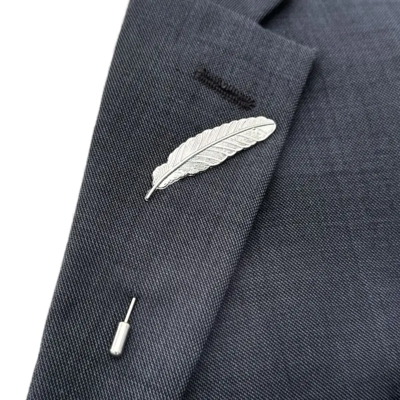 Lapel Feather Pin Feather Brooch Men's Fashion Accessory for Stylish Outfits