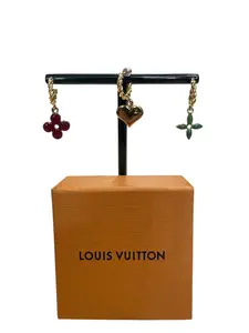 Pre-owned Louis Vuitton 3 Piece Earing Set with Box