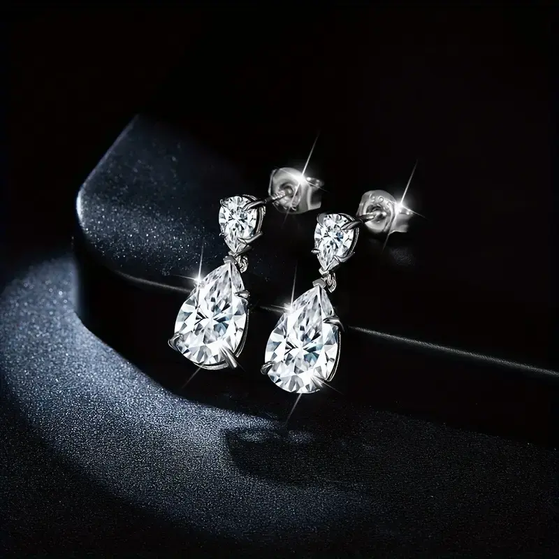 Elegant Water Droplet Drop Earrings, Luxurious Moissanite-Style Jewelry for Women, Perfect for Elegant Outfits, Wedding & Birthday Gift, Water Drop Earrings, Versatile Earrings