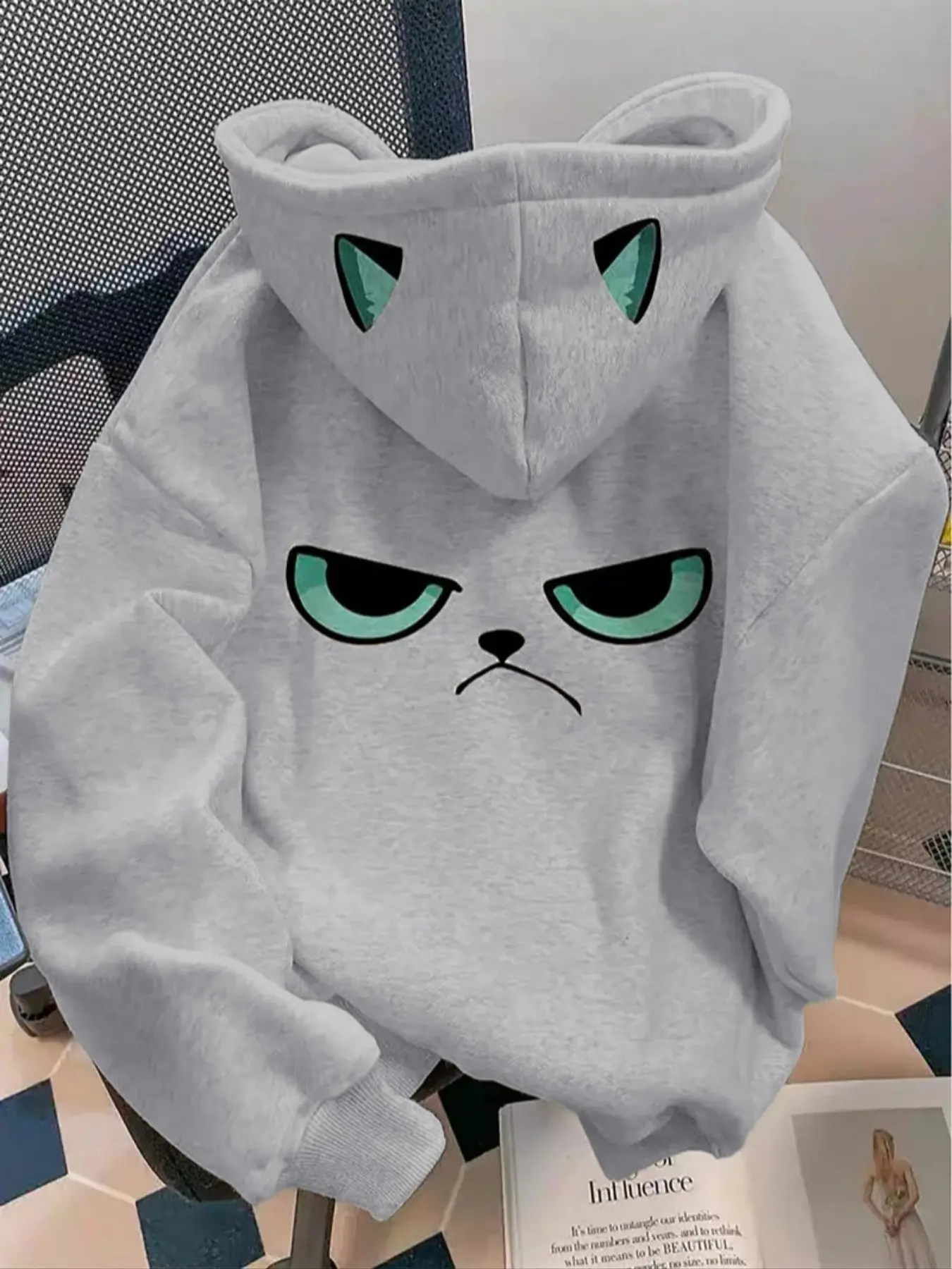 Women's Dropped Shoulder Hoodie with Cat Expression Print, Casual Fashion Drawstring Pocket Sweatshirt for Fall & Winter