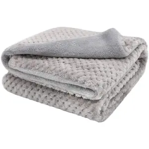 Premium Fluffy Fleece Dog Blanket, Soft and Warm Pet Throw for Dogs & Cats (32x40inch, Grey)