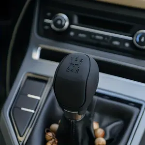 1Pc Premium Silicone Shift Lever Cover, Non-Slip Manual Transmission Protector, Universal Interior Accessories
