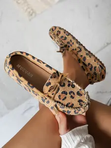 Women's Silver Color Rhinestone Accents Loafers, Butterfly Knot Flat Shoes, Casual Commuter Footwear, All Season Women's Shoes