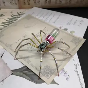 DIY Metal Mechanical Spider Model Kit, Steampunk Look Mechanical Toy, STEM Building Assembly Kit, Creative Desk Decor Handmade Gift for Teens & Adults