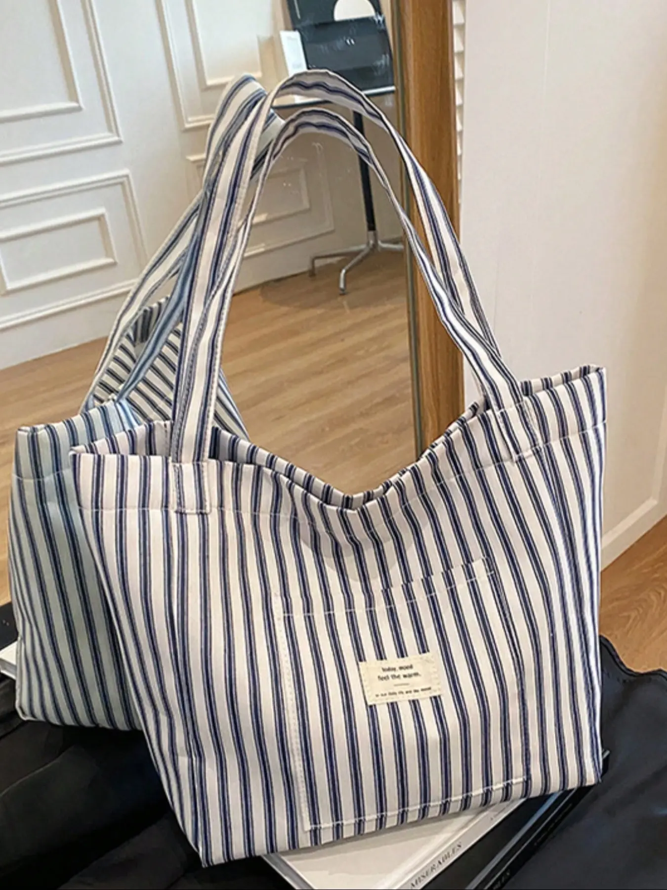 Striped Canvas Handbag, Fashion Shoulder Bag, Large Capacity Commuter Bag, Beach Bag with Strap, Simple Design for Travel Shopping, Casual Commuting Bag