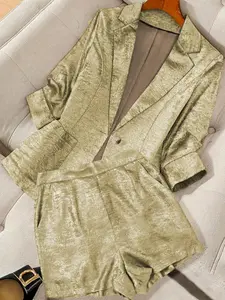 A set of women's golden suit with suit jacket and shorts, suitable for autumn and winter, suitable for home, indoor, and outdoor wear, Matching Suits