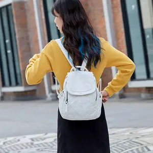1pc Women informal Faux Leather Backpack, Large Capacity Travel Bag for Commuters, Fashion Backpack With Side Pockets, Durable Soft Bag