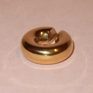 Gaudy Ear Cuff Gaudy Ear Cuff