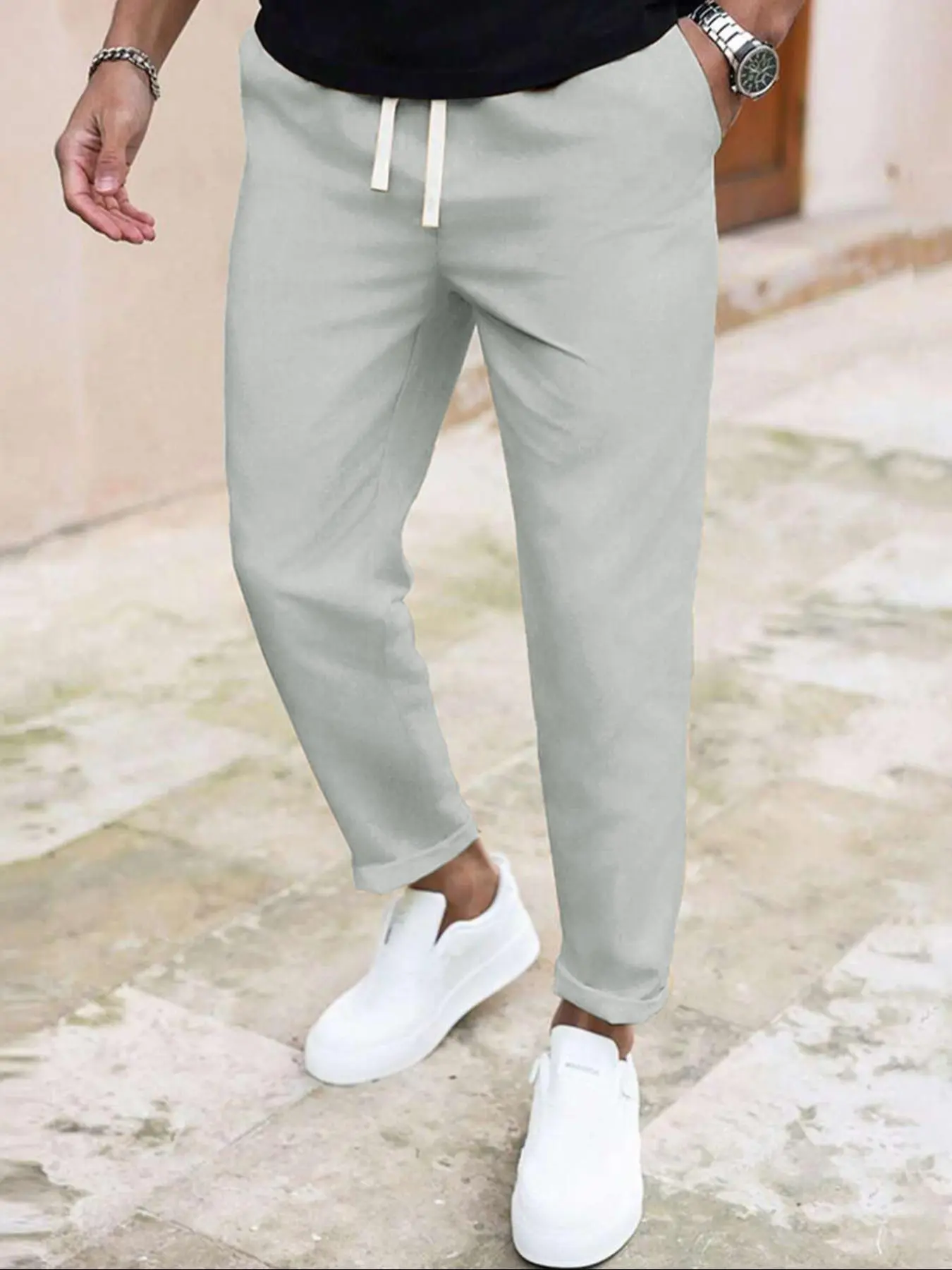 Manfinity Men's Basic Solid Plain Casual Drawstring-Waist Pants with Pockets for Daily Wear, Menswear