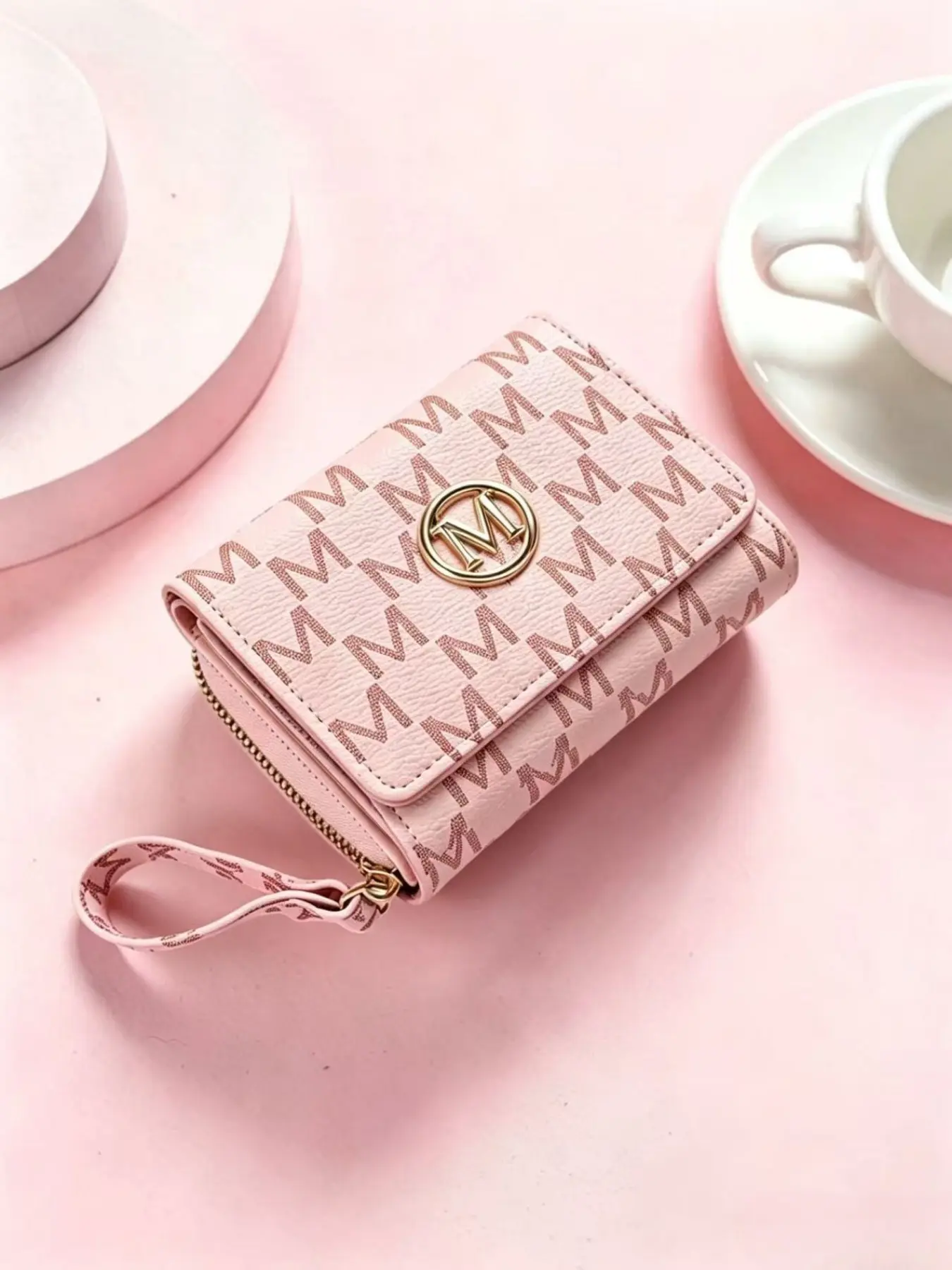 Women's Short Wallet, Elegant Fashion Wallet, Fashionable Versatile M-Shape Coin Purse, Durable Fashion Wallet, Ideal for Daily Use, Stylish and Practical Accessory