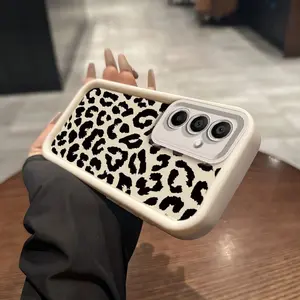 Simple and elegant Protective phone case, suitable for Samsung Galaxy A series and various models of S22, 23, 24, 25, 26 series. Four colors to choose from, featuring a leopard-like pattern, exuding elegance