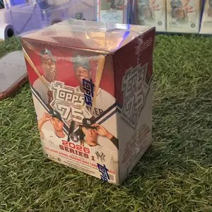 2026 Topps Series 1 Baseball Blaster