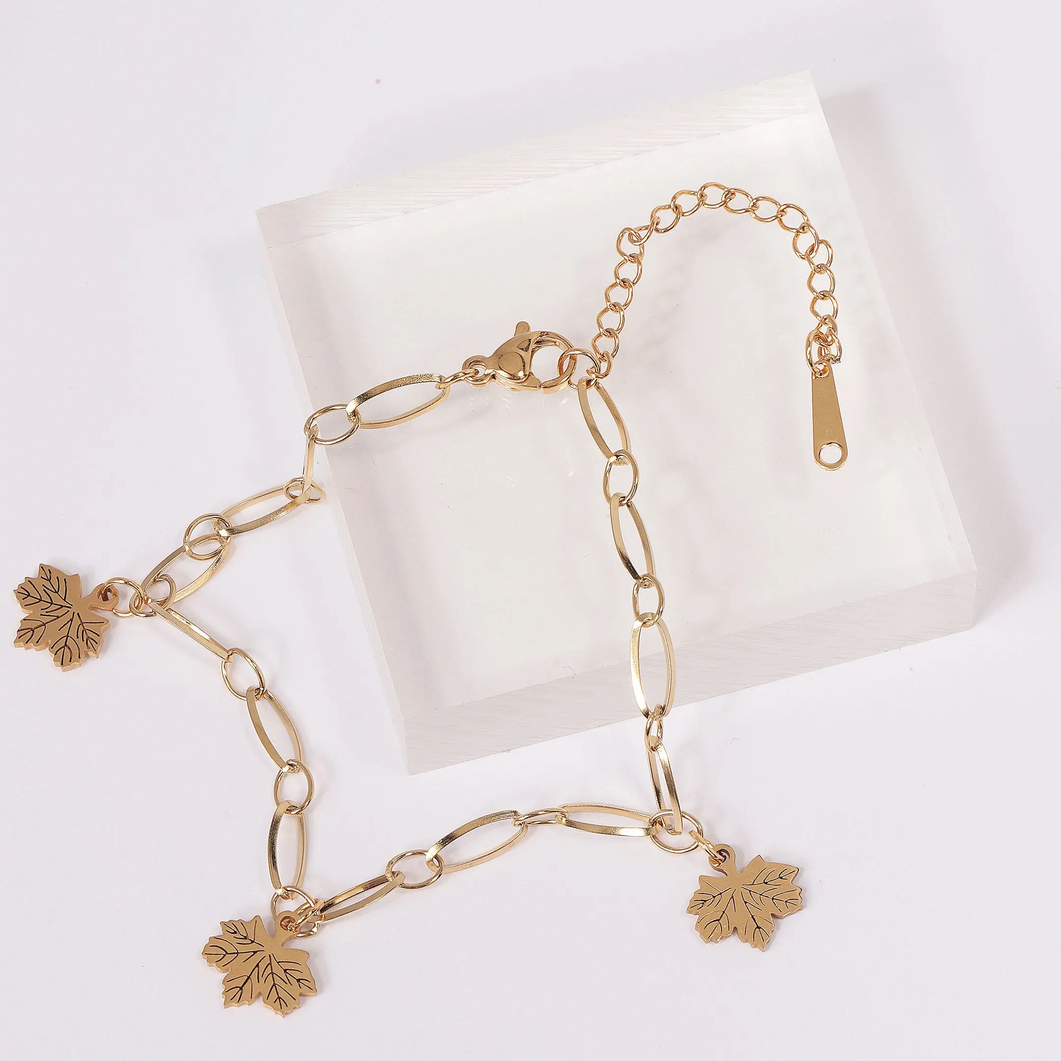Leaf Charm Chain Bracelet Leaf Charm Chain Bracelet