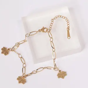 Leaf Charm Chain Bracelet