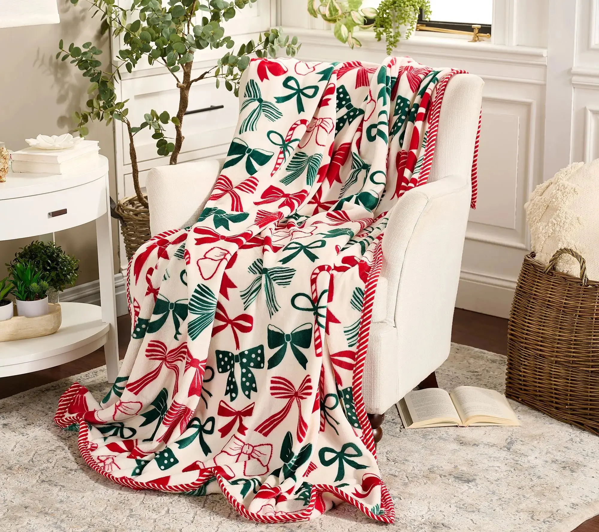 Kringle Express 60x80 in Polyester Fiber Holiday Printed Throw with Festive Border, Soft Warm Home Decor Blanket for Couch, Bed, Flat Weave