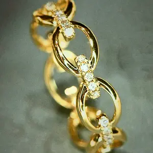 Elegant Cubic Zirconia Fashion Ring – Wedding Party Jewelry for Women