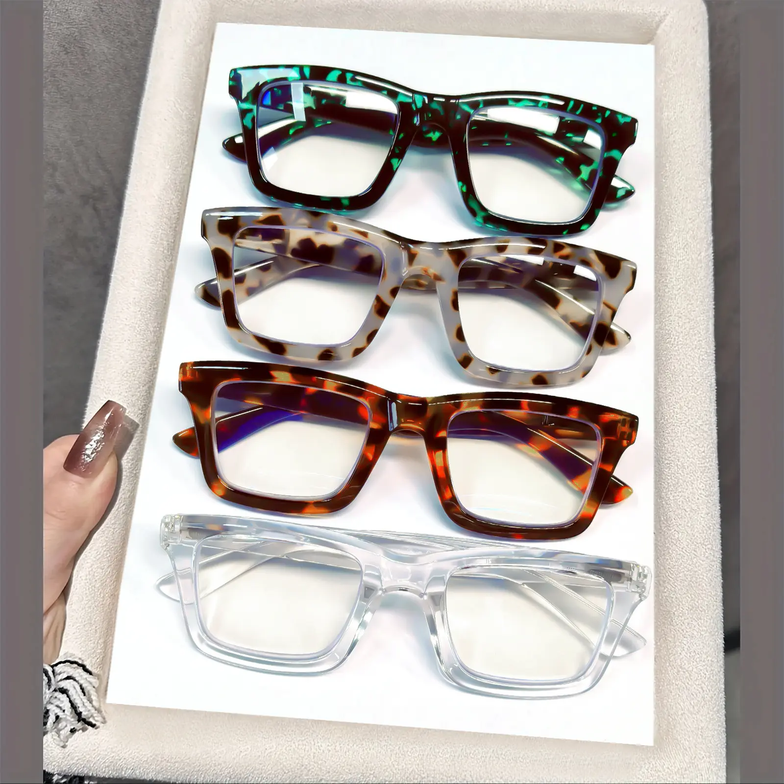Unisex Retro Reading Eyeglasses 4-Piece Multi-Pack - Leopard Print, Tortoiseshell Frames, Spring Hinges, 0 to +4.00 Magnification, Daily Fashion Essential