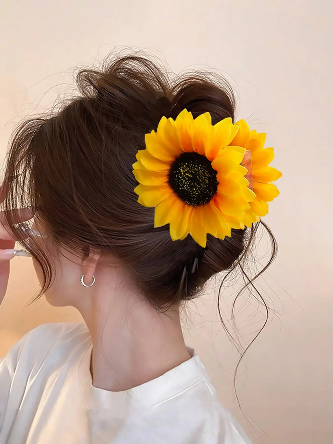 Sweet Sunflower Hair Claw Clip, Simple Fresh Versatile Flower Hair Claw, Multi-Use Rear Head Disk Shark Clip Hair Accessory