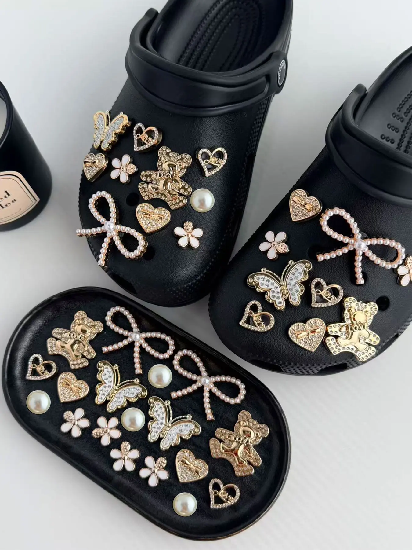 22-Hole Shoe Accessories Set, Faux-Pearl Bow, Bear and Star Chain Decorative Shoe Charms, Bling Shoe Charms, Shoe Decoration Charms, Creative DIY Gift Embellishments for Shoes
