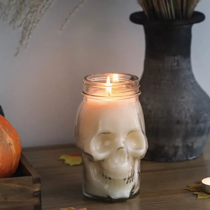 Jumbo Skull Candle