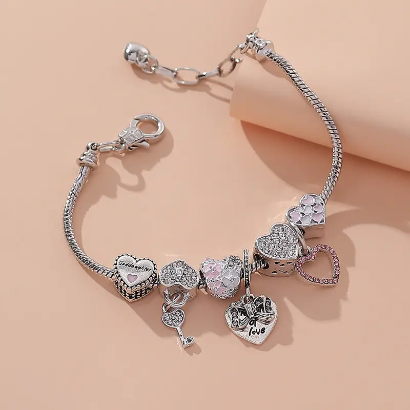 Women's Beaded Bracelet with Heart Motif Pendant, Fashionable Bracelet Style with Metal Coating, Adjustable Bangles for Females, Daily Wear, Beads, Arm Candy Accessories, Birthday, Bow