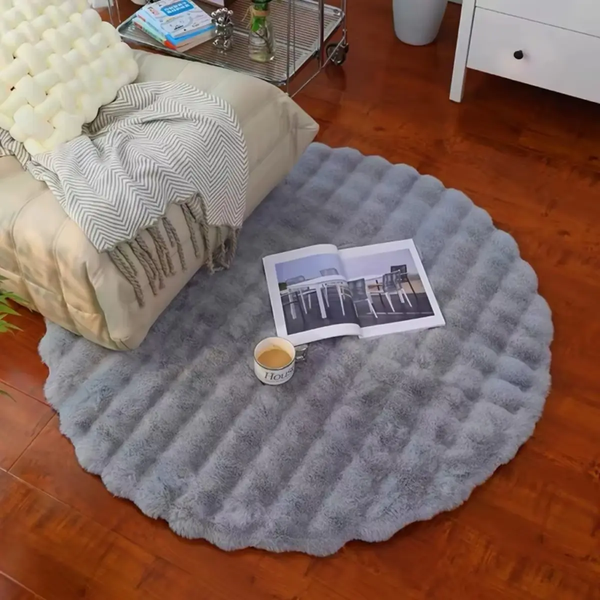 Round Bubble Plush Area Rug 35.43 x 35.43 Inch, Ultra Soft Shaggy Faux Fur Carpet, Thick Fluffy Washable Floor Mat for Bedroom Living Room Nursery Vanity Closet Dorm, Cozy Modern Home Decor