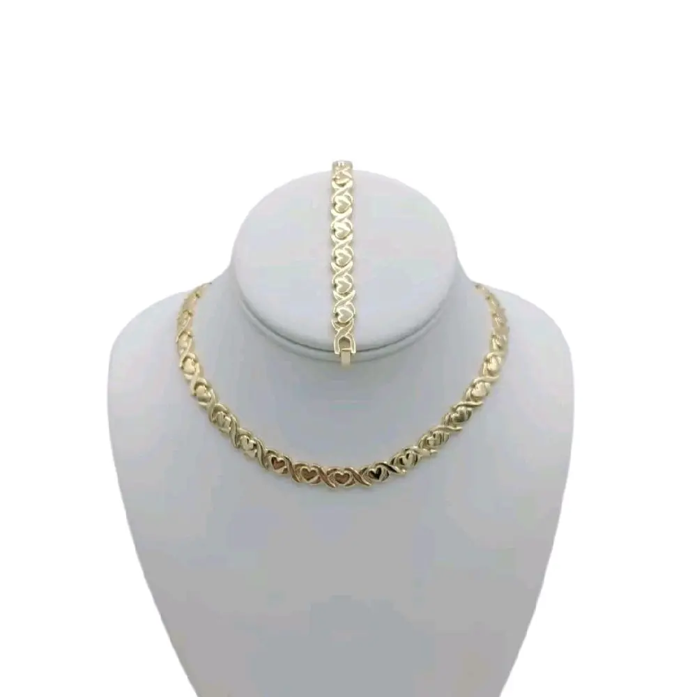 Valdiviajewelry #1060 XOXO bracelet and necklace set, 14k gold-plated, high-quality.