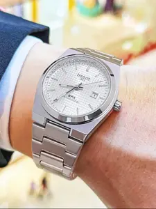 New Super Player Fashion Business Simple Personalized Men's Watch, Hollow Design, Calendar Display, Butterfly Buckle Stainless Steel Strap, Personalized Street Essential Student Trendy Men's Watch, Quartz Watch, Casual Analog Watch