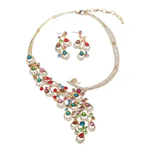 Beautiful Peacock Earrings And Necklace Jewelry Set Suitable for Banquets And Valentine'S Day Gifts
