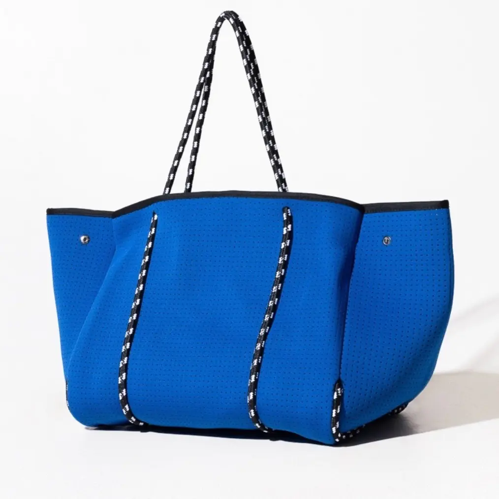 The cool, everyday bag that’s perfect for work, gym, beach, traveling, and everything in between.