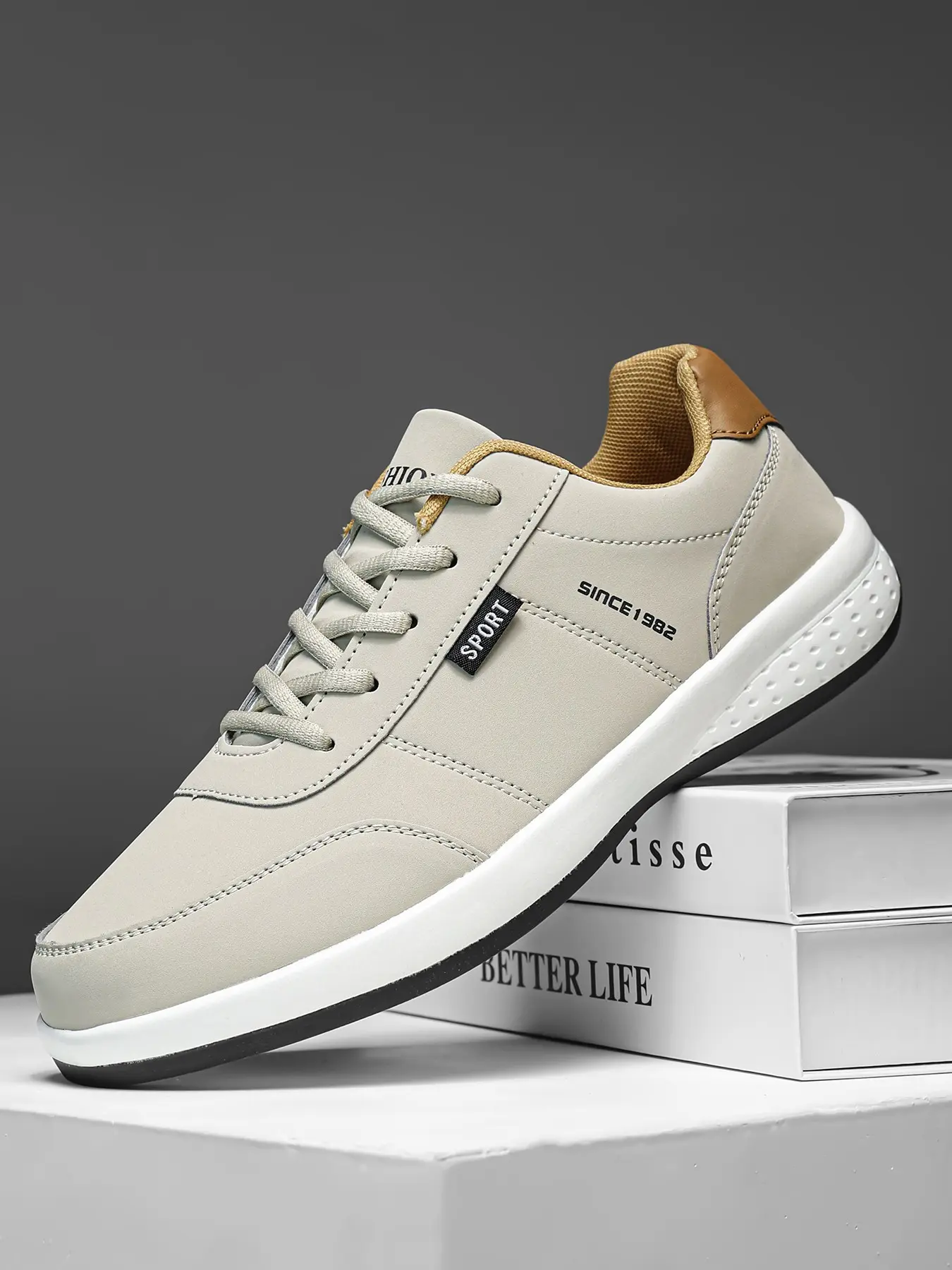 1 pair of Shoes Men's Sports Shoes Breathable Men's Casual Shoes Coach's competition shoes Fashionable Casual Shoes Men's Running Shoes