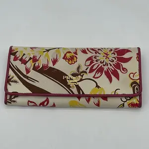 Pre-owned PRADA Saffiano Leather Small Leather Goods Preloved Flower Multicolor Long Wallet Q4GM298 051524 H