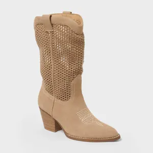 Women’s Jasper Western Boots with Memory Foam Insole - Universal Thread