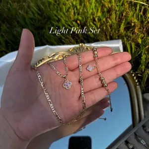 Gold Plated Necklace and Bracelet Set Flower