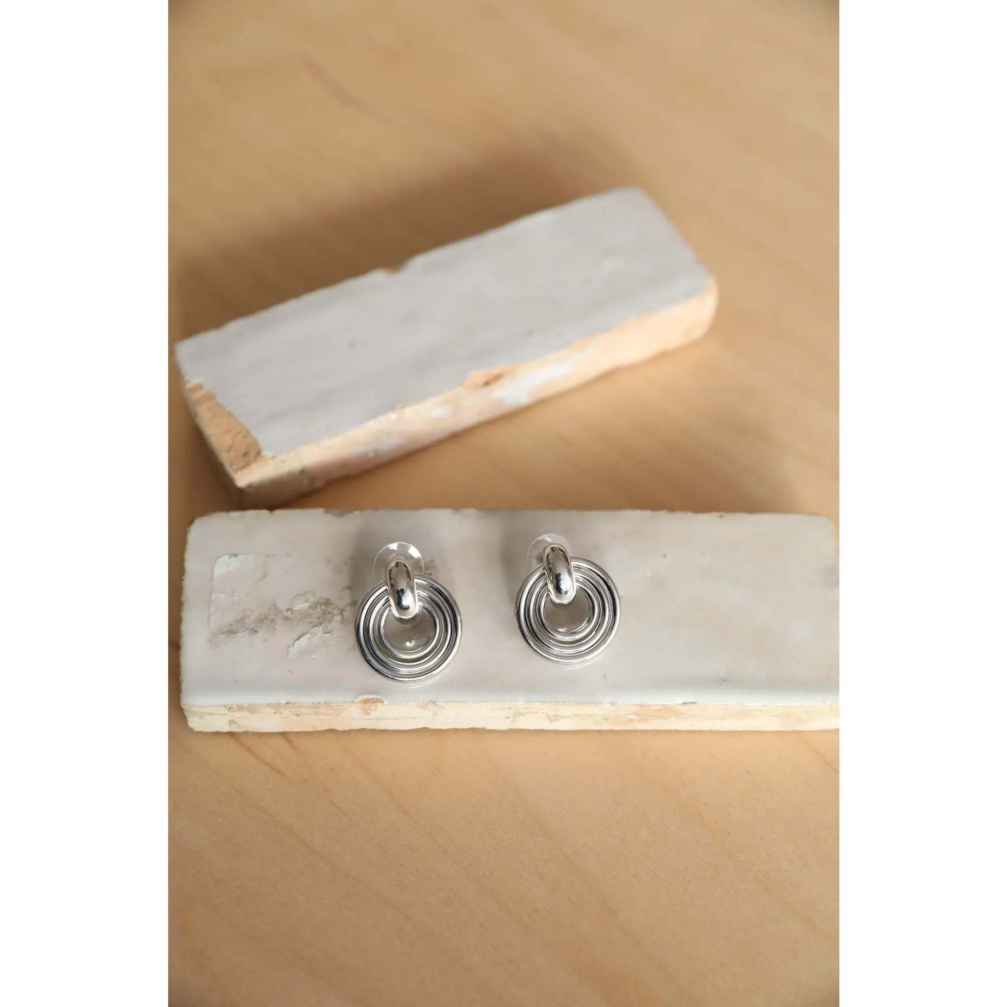Rae: Circle Statement Vintage Earring Hoop in Silver