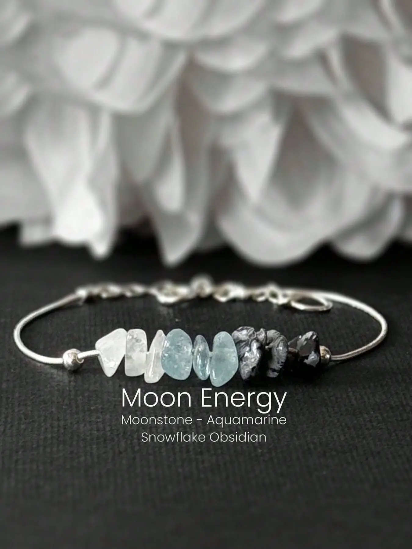 1 pc Moon Energy Raw Crystal Bracelet, Moonstone Beaded Bracelet for Women, Crystal Gemstone Bracelet, Daily Wear and Gift for Friends, Family and Couples, Beautiful Bracelets