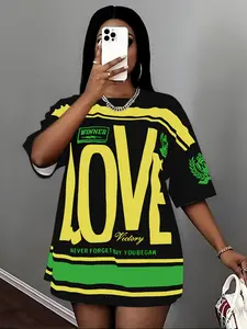 Plus Size Curvy Love Print Oversized Loose Fit T-Shirt, Street Style Casual Women's Top, Daily Wear, Street Fashion, Streetwear, Music Festival