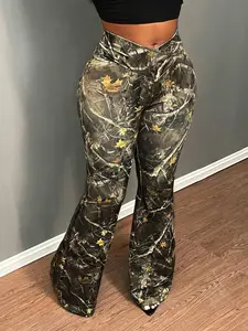 Women's Camo Print Flare Leg Pants, Casual Comfy Bell Bottom Trousers for Daily Wear, Ladies Bottoms for All Seasons, Camouflage, casual fashion pants, Womenswear