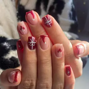 24pcs Short Square French Christmas Hat Bow Ribbon Heart Press-On Nails Set, French Tip Nails, Includes Jelly Glue and Nail File, Perfect for Party Dance Daily Use
