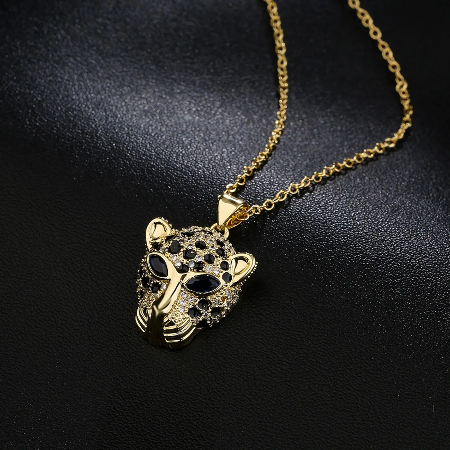 Cute Cubic Zirconia Animal Charms, Lovely Brass Tiger & Lion Pendants for Handmade Jewelry Making, Wholesale Accessories for Female, Lovely Charms, Cubic Zirconia Designs, Decorative Charm