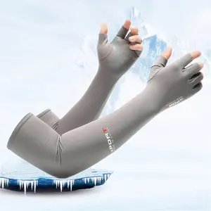 1 Pair Unisex Anti-UV Cooling Arm Sleeves With Half Finger Gloves, Summer Sunscreen Sweat Absorbing Arm Guards With Non-Slip Palm Protective Gear