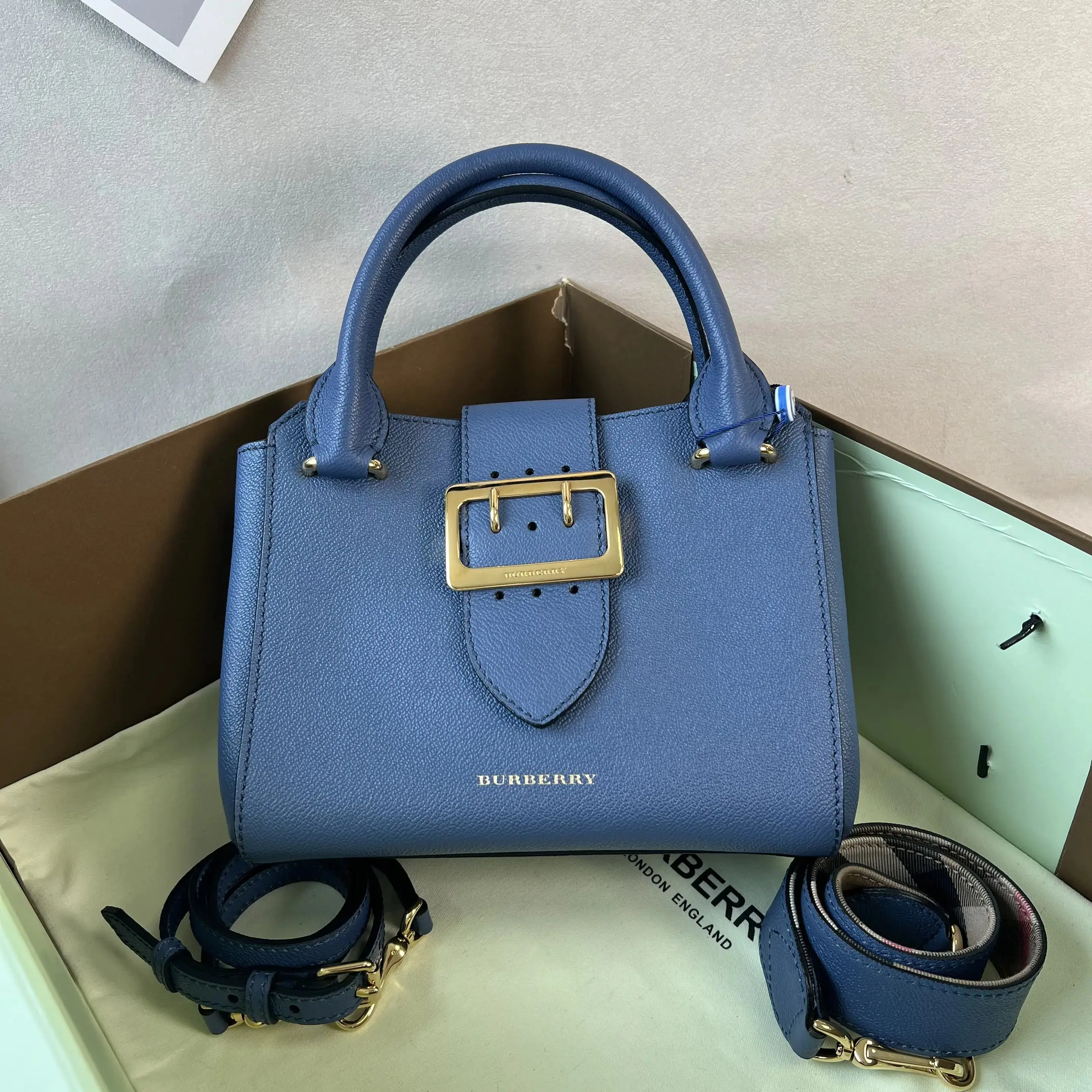 Pre-owned BURBERRY The Buckle Small Grain Leather Tote 0720 dina/C8357797879